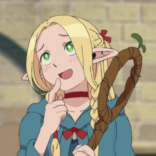Personagem de anime, uma elfa de cabelos longos e loiros, com um cajado na mão e um dedo na bochecha, apresentando uma expressão pensativa.